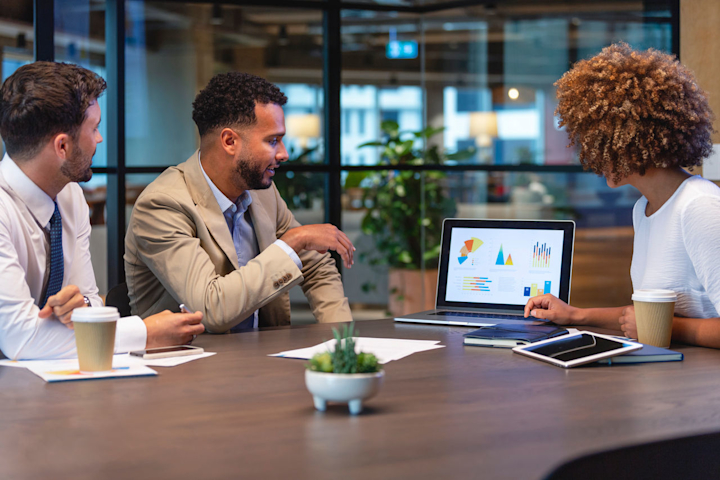 Ultimate Finance Guide: Personal, Corporate, and Investment Insights